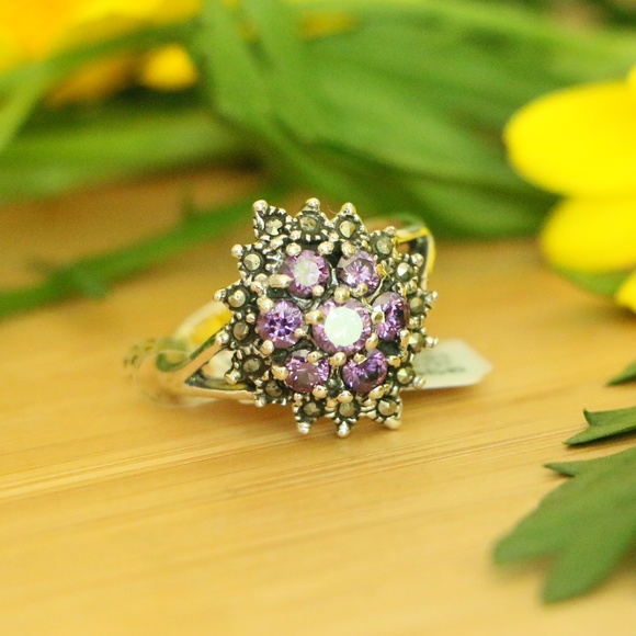 Jewelry - 925sterlingsilver flower marcasite Amethyst rings